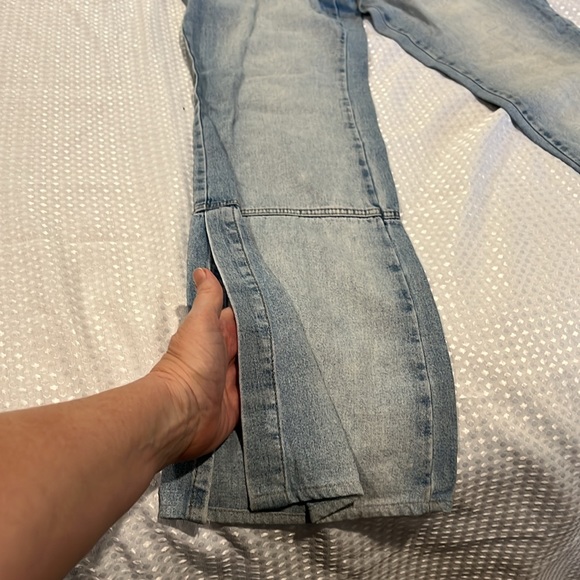 Distressed open flared jeans euro 42 - Picture 3 of 7